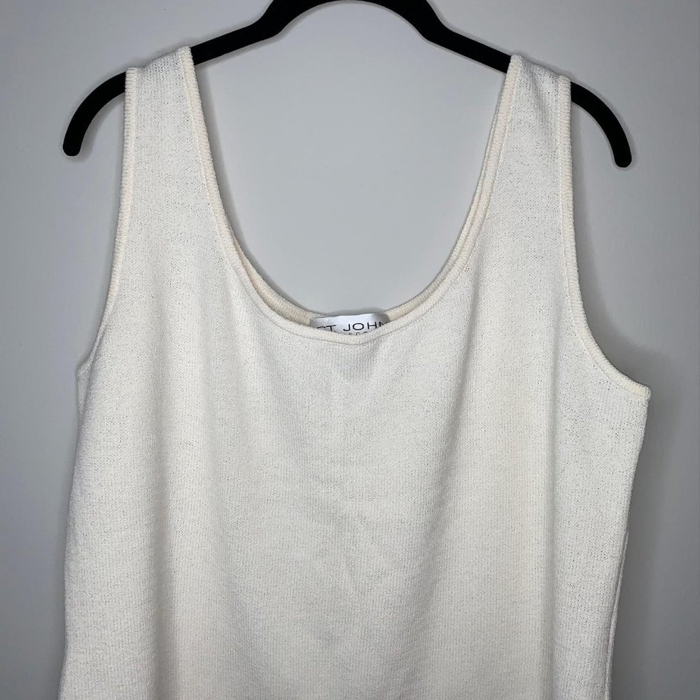 Size L St. John tank